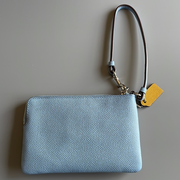 NWT Coach Zip Corner Wristlet Colorblock - Picture 2 of 12